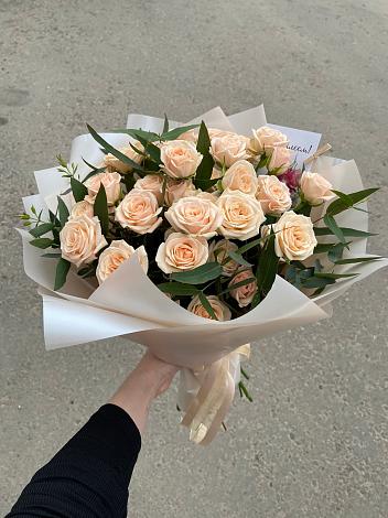 Букет Кремовые розы Латте в Байкальске